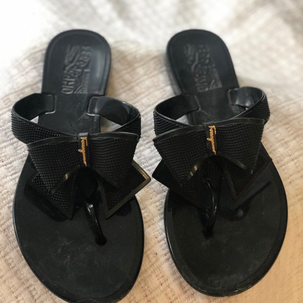 Salvatore Ferragamo Jelly Sandal size 6